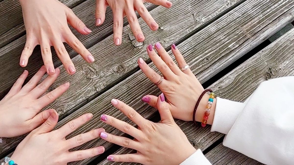 ネイルの褒め方の極意！女性が喜ぶ魔法の言葉